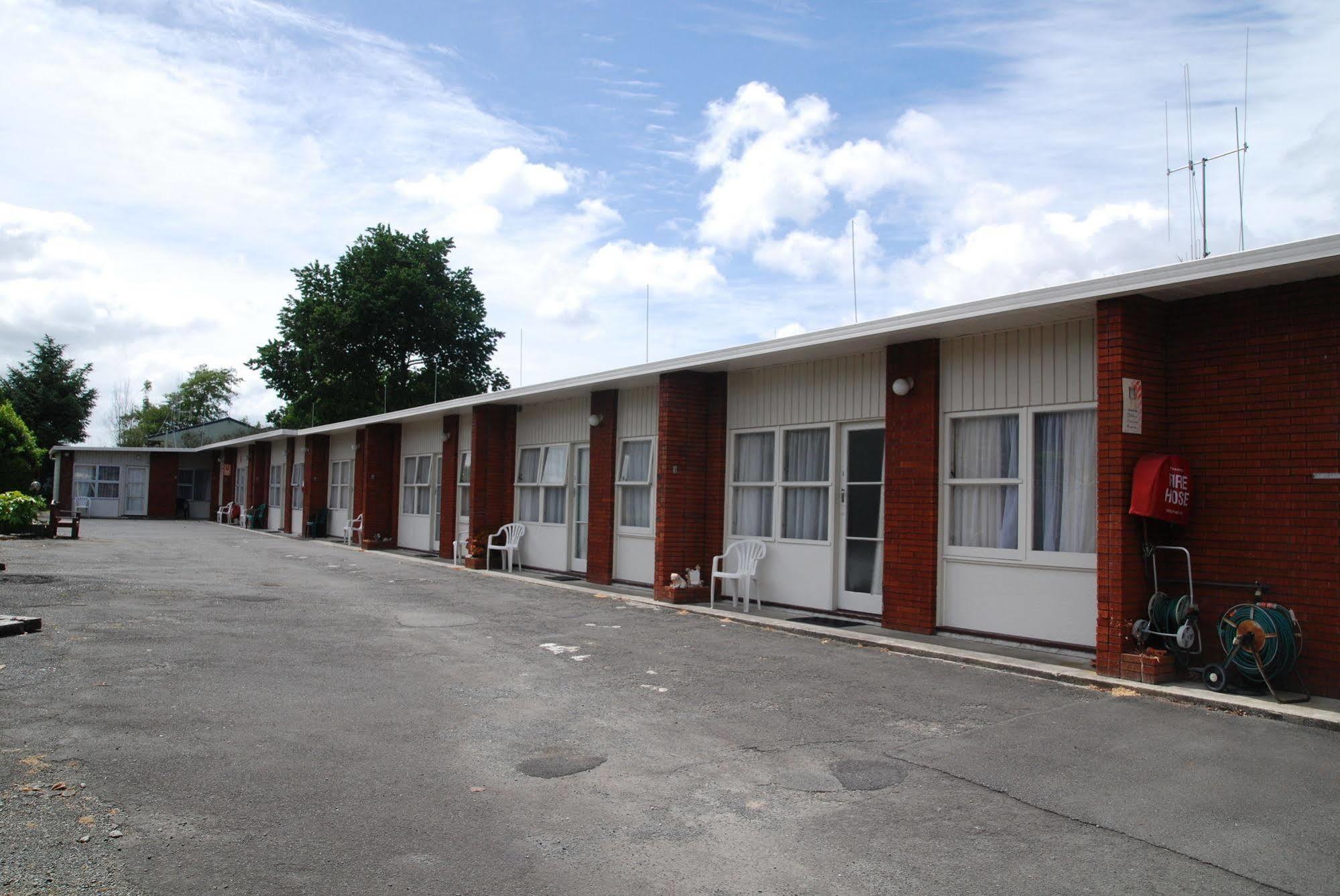 Manhattan Lodge Motel Hamilton Luaran gambar