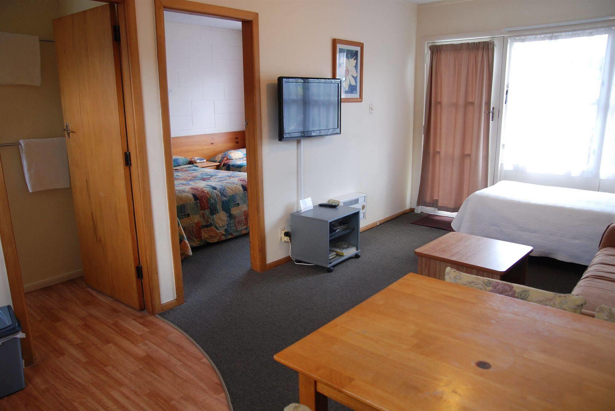 Manhattan Lodge Motel Hamilton Luaran gambar