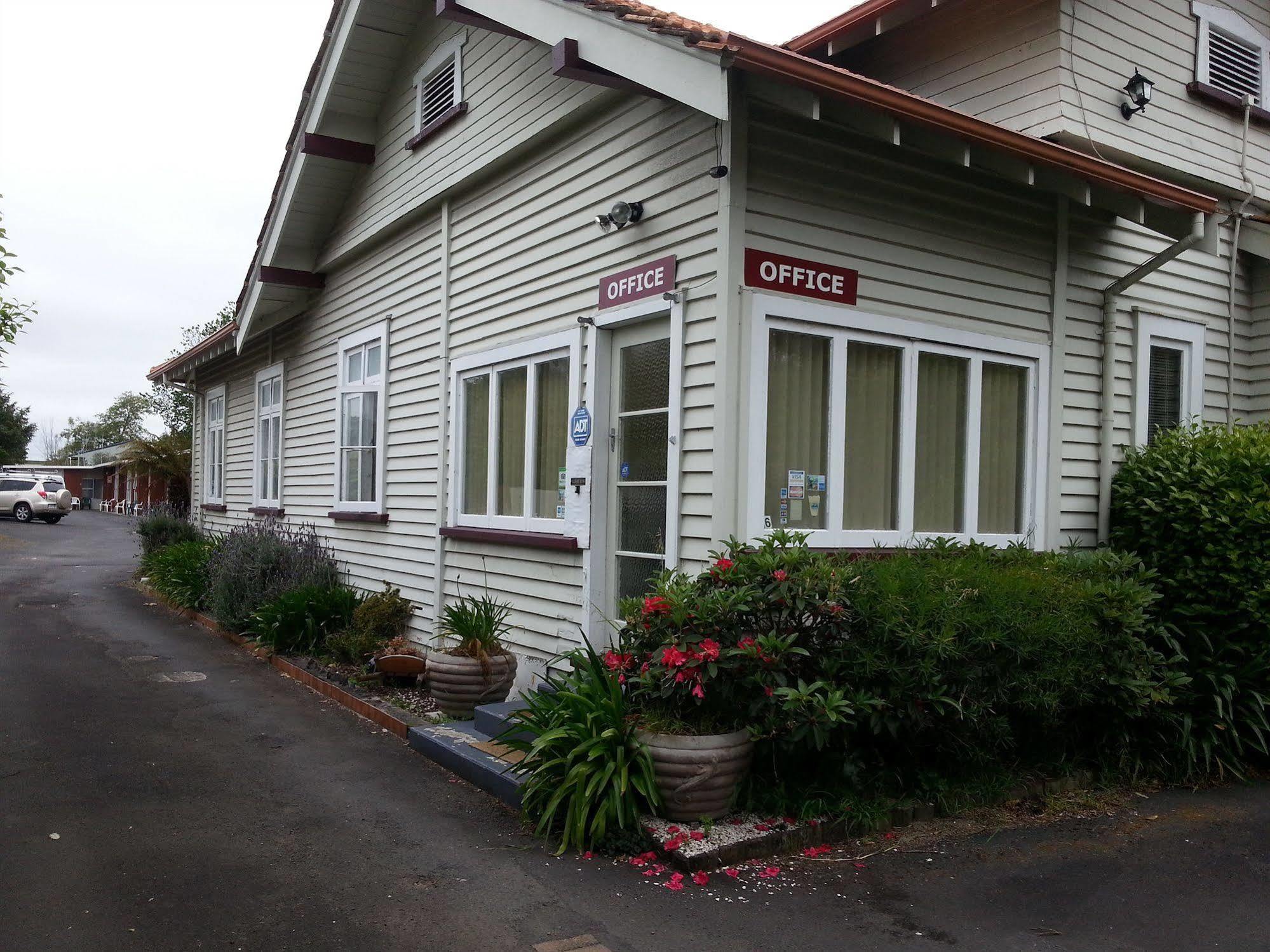 Manhattan Lodge Motel Hamilton Luaran gambar