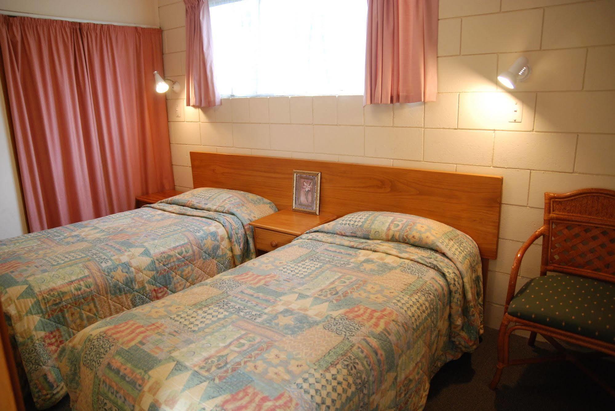 Manhattan Lodge Motel Hamilton Luaran gambar