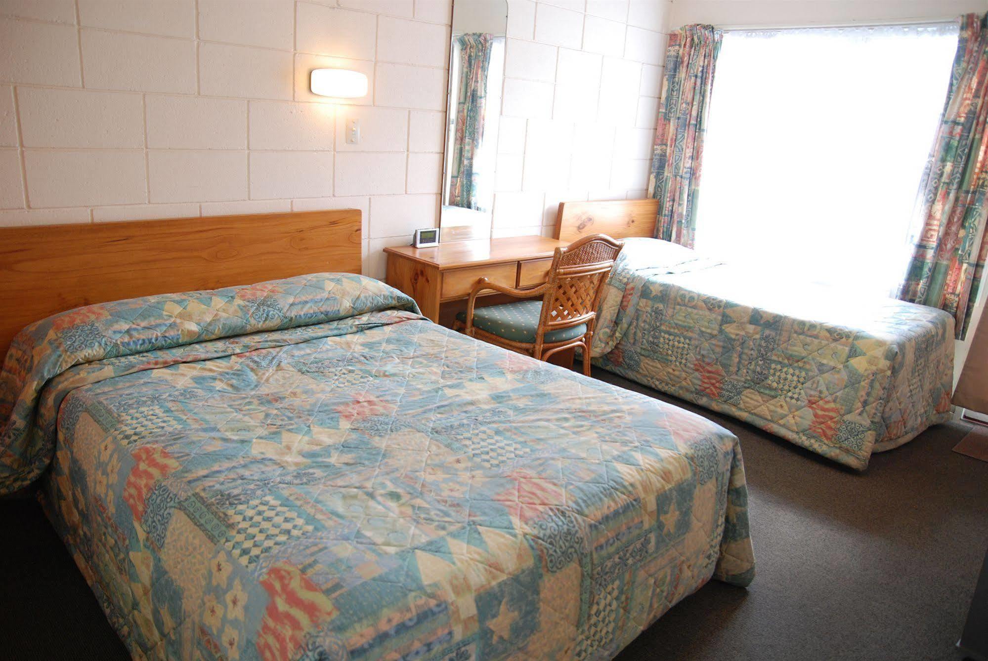 Manhattan Lodge Motel Hamilton Luaran gambar